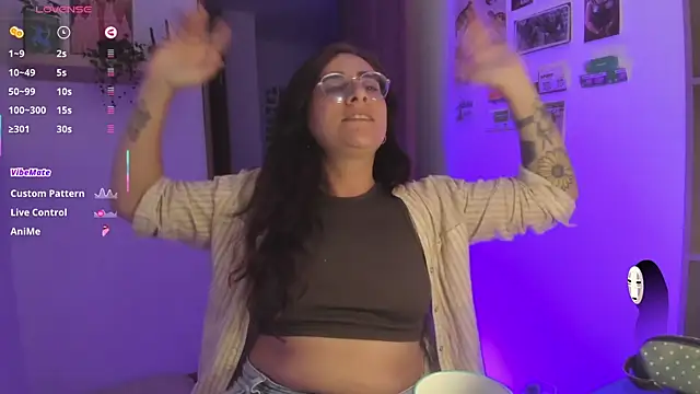 צ'אט XXX בשידור חי של linda_giggle