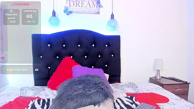 Онлайн ча т XXX lizz_cherry_