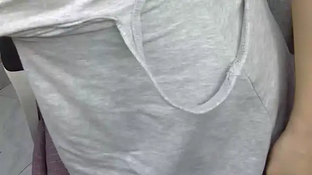 XXX chat uživo modela Lunobaby_204