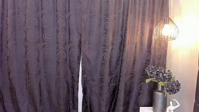 Czat XXX na żywo – zam_noir