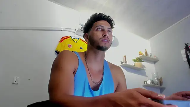 Czat XXX na żywo – Kris_Khalifa69