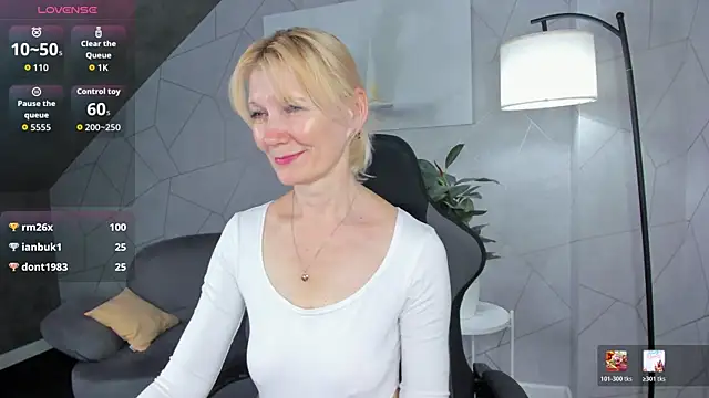Živý XXX chat Julie_Lucas