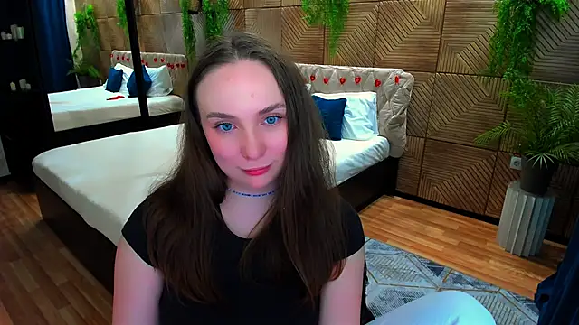 TrueReincarnation live XXX chat