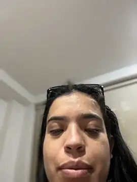 Chat XXX en directo de JuanitaMore01