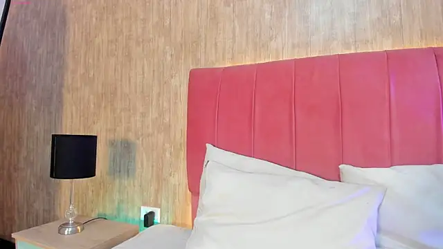Chatroom XXX en direct de Kendra_kobein