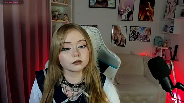 Erica_Martin Chat XXX in diretta