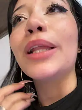 BarbieBonnet Chat XXX in diretta