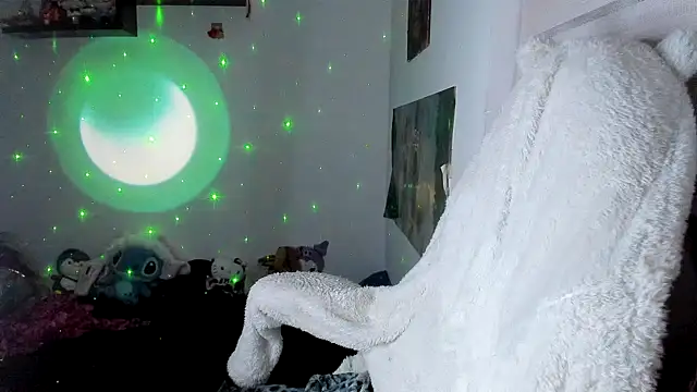 Czat XXX na żywo – Shaddycute_