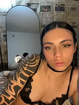 i_am_nina_'s Live XXX Chat