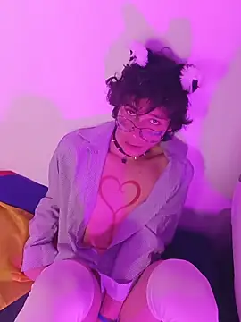 LittleTymmy Adlı Modelin Web Kamerası Şovu