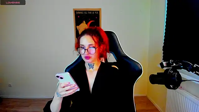 Chat +18 de your_tora ao vivo