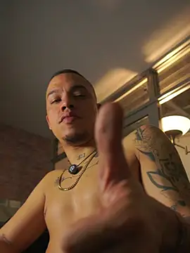 AlphaMasterXxx Live XXX-chat
