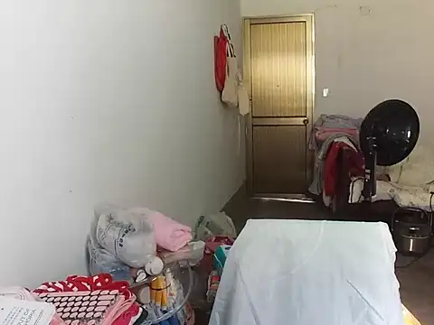 RebelAura Obrolan Langsung XXX