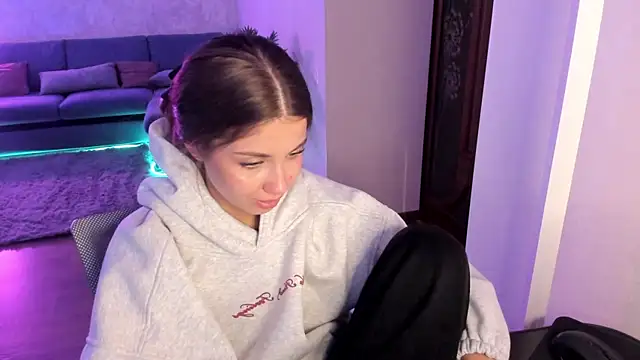 Aurora_Glow21 Live XXX-Chat
