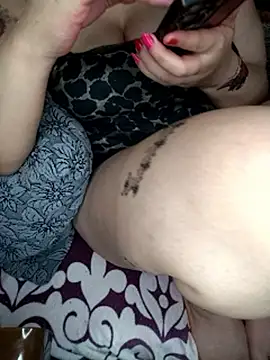 bikylov Adlı Modelin Canlı XXX Sohbeti