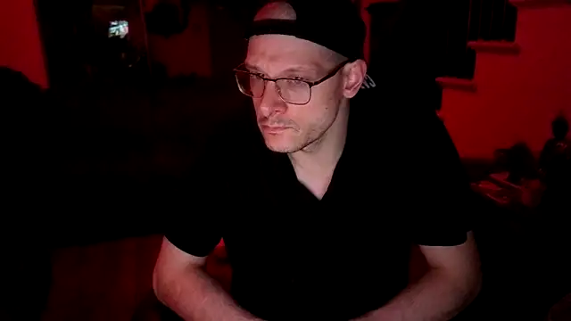 Онлайн чат XXX MasterDaddyCool