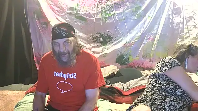 PropertyAndBiker Live XXX Chat