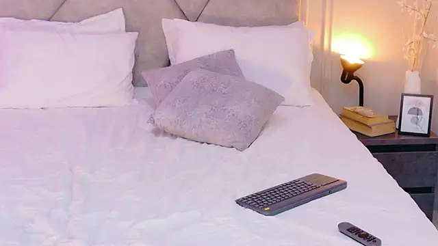 دردشة AngelySantoss الجنسية المباشرة