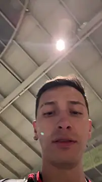 Thiago_Jones1のライブXXXチャット