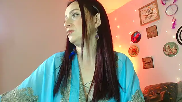 Katicalatinmilf Live XXX Chat