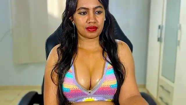 FannyXhot Obrolan Langsung XXX