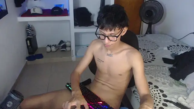sung_yol Show in webcam