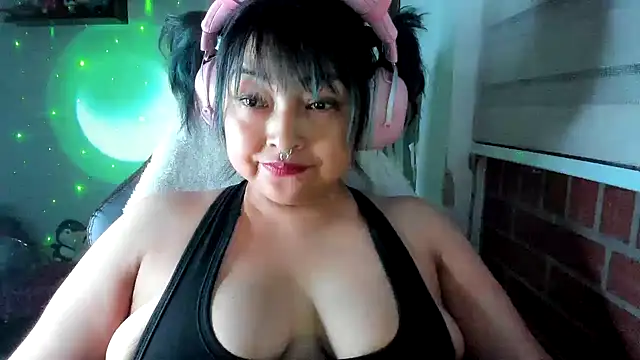 Shaddycute_ Chat XXX live