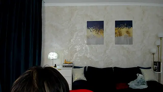Chat +18 de MayaNoire ao vivo