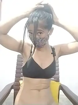 XXX chat uživo modela Cute-Naavya