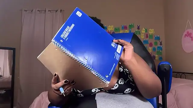 Živý XXX chat Chocolatebunnyxx96