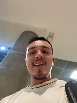 adam-rivera's Live XXX Chat