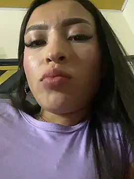 Itze_Mua Chat XXX in diretta