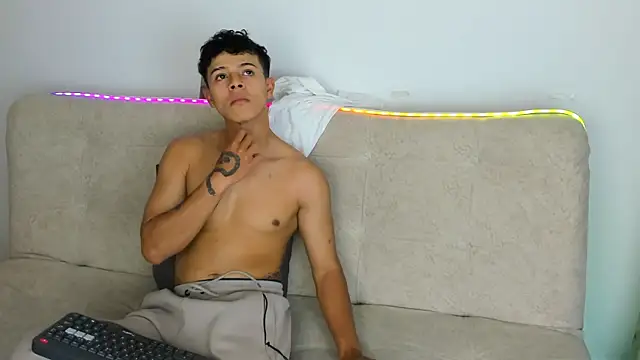 _Alex_Colton 라이브 XXX 채팅