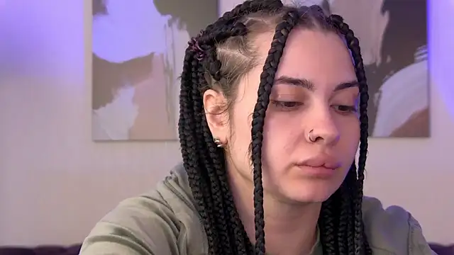 AdrianaToress Chat XXX in diretta