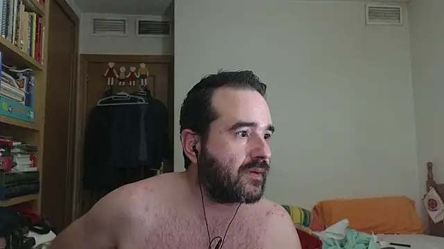 curiosillo83 Adlı Modelin Canlı XXX Sohbeti