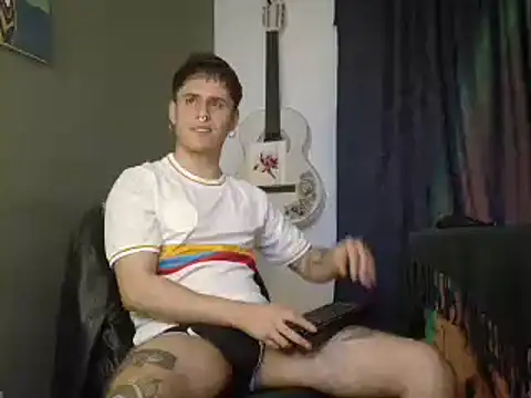 Antonello_Vannucci live XXX chat