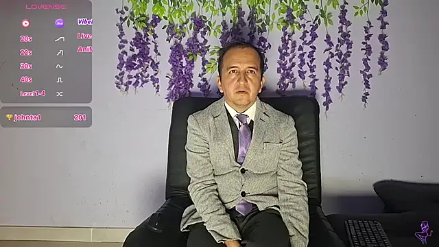 GreisyAndHazzan's Live XXX Chat