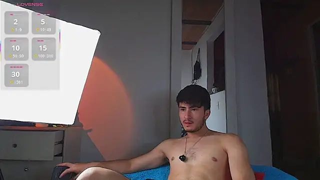 santyago_taylor 在線直播表演