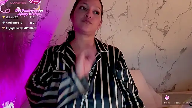 MarcellaGriffin's Webcam Show