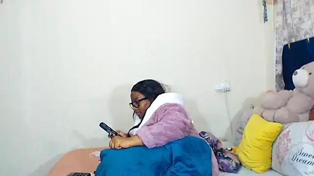 veronica1xxx Chat XXX in diretta