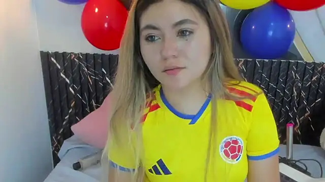 VioletaSweett1 élő XXX-chatje