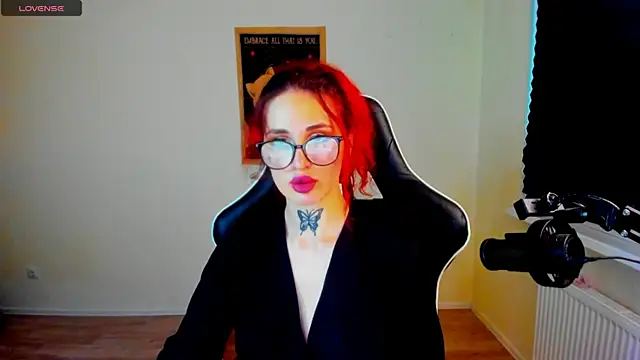your_tora's Live XXX Chat