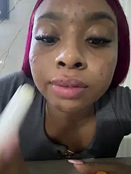 Chat XXX ao vivo de Kloe_rousse01
