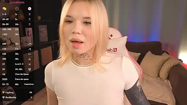 LisFlores' Live XXX Chat