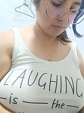 _Angelinaandrade_ 现场XXX聊天