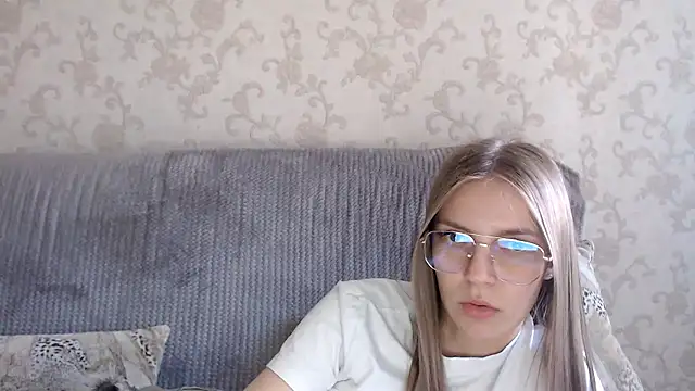 Онлайн чат XXX HitGyrl