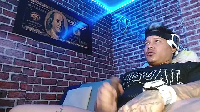 jordan_bigcock_: онлайн-секс-чат