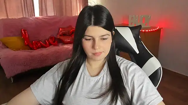 KisaModel élő XXX-chatje