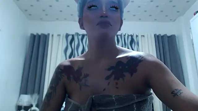 XXX chat uživo modela Sassy_Bea