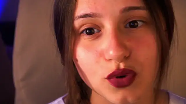 TinyNatalie live XXX chat